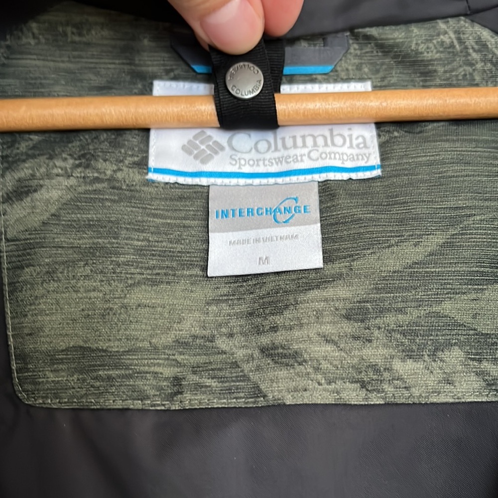 Columbia Interchange Shell Jacket Size Medium - image 2